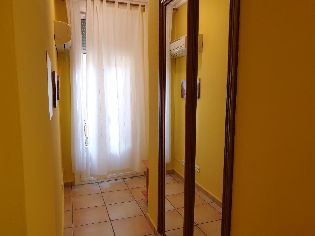 Apartamentos Dana Madrid Eksteriør billede