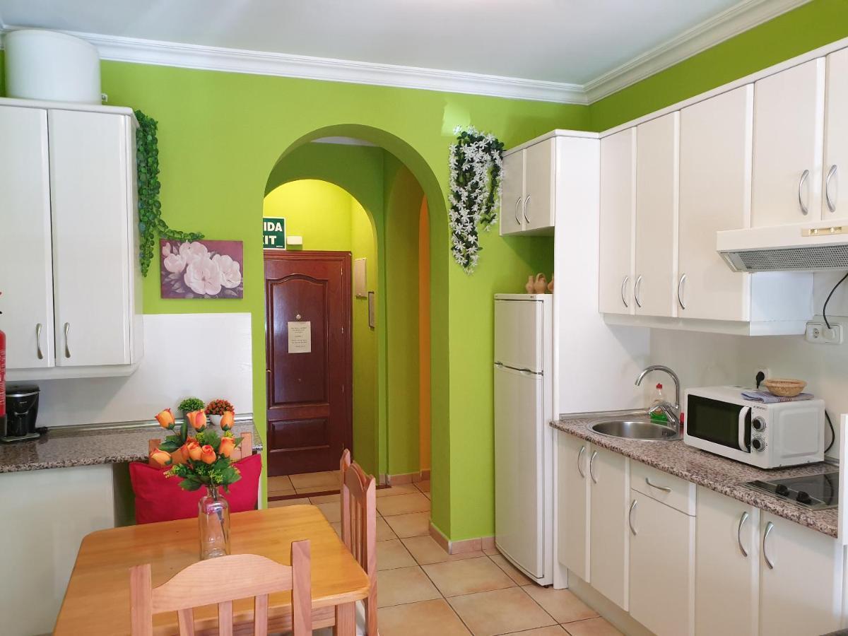 Apartamentos Dana Madrid Eksteriør billede